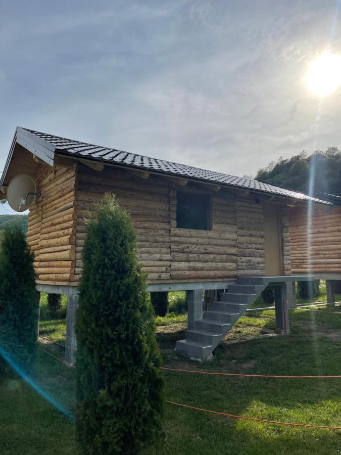 Hotel Auto Kamp Lav Kulen Vakuf Exteriér fotografie